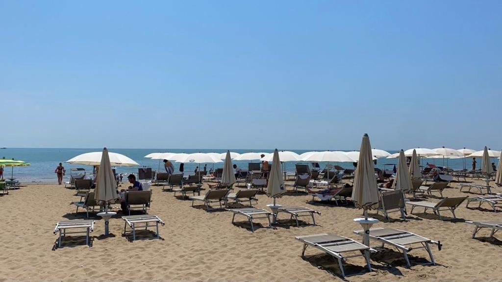 Hotel Mediterraneo Suite&Residence Lido di Jesolo Exterior photo